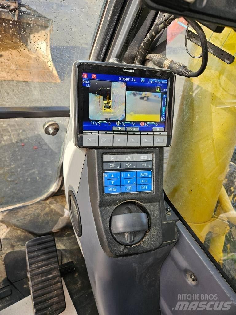 Komatsu PC210LC-11 Beltegraver