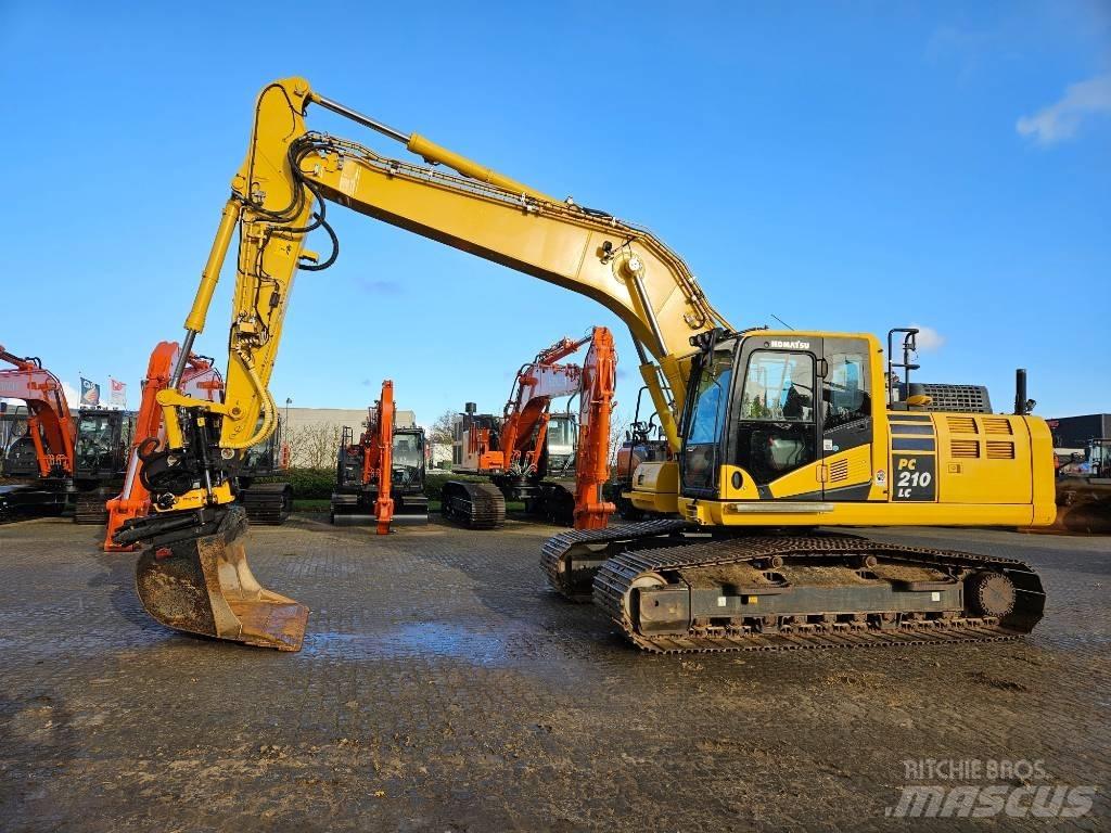 Komatsu PC210LC-11 Beltegraver