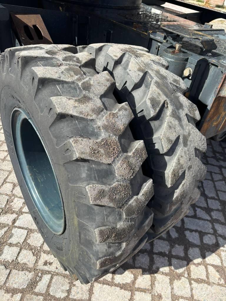 Hyundai 140W-7A Hjulgravere