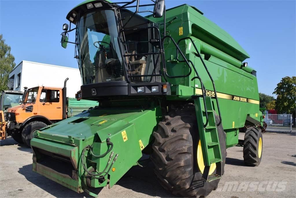 John Deere 2064 Skurtreskere