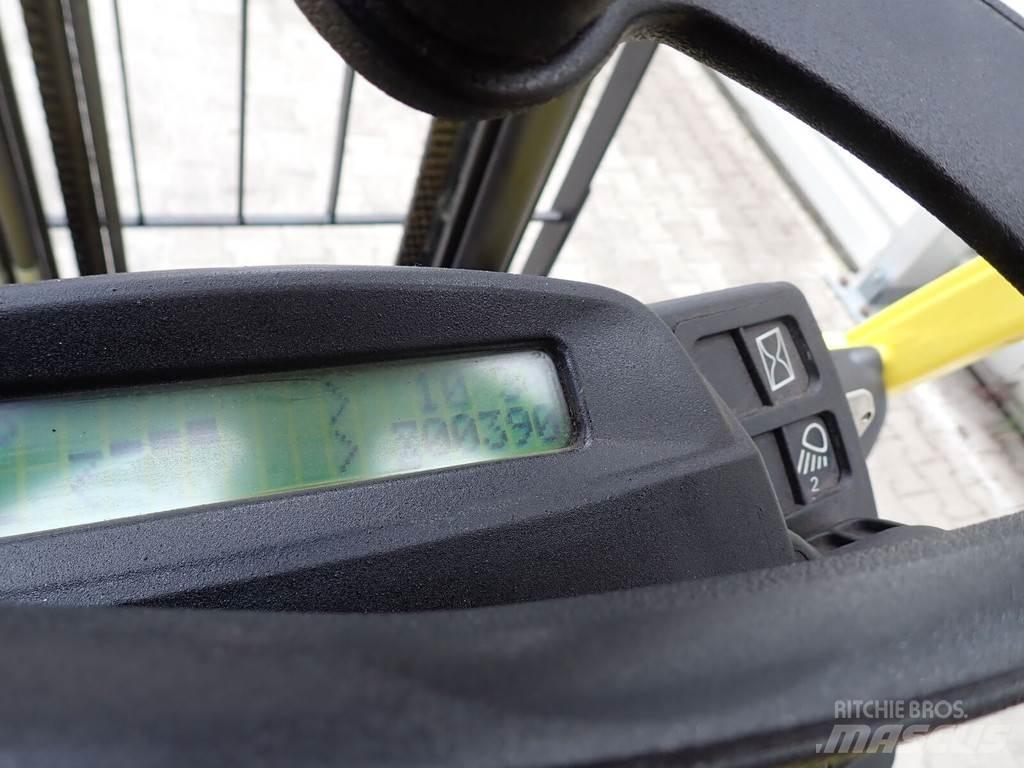 Hyster H3.0FT Diesel Trucker