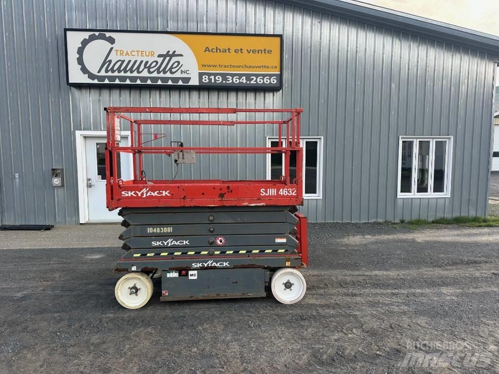 SkyJack SJ 4632 Sakselifter
