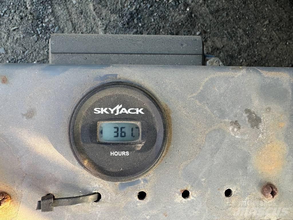 SkyJack SJ 4632 Sakselifter