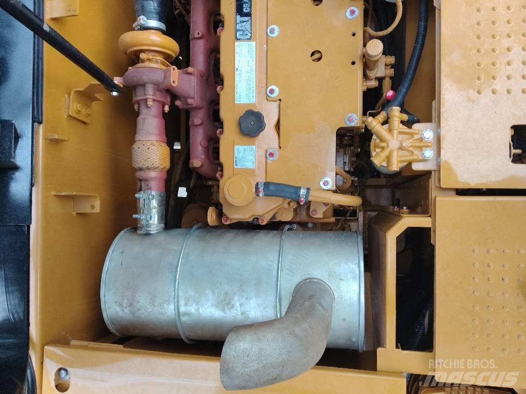 CAT 320 D L Beltegraver
