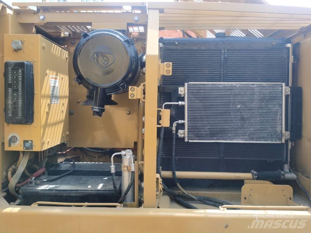 CAT 320 C L Beltegraver