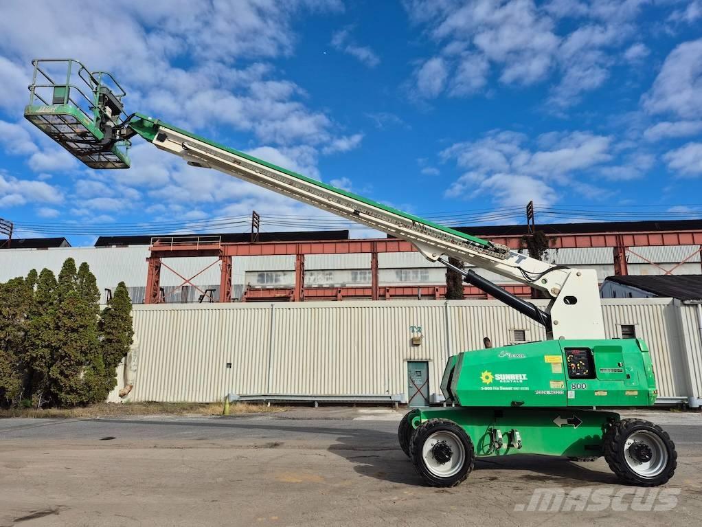 JLG 800 S Teleskop bomlifter