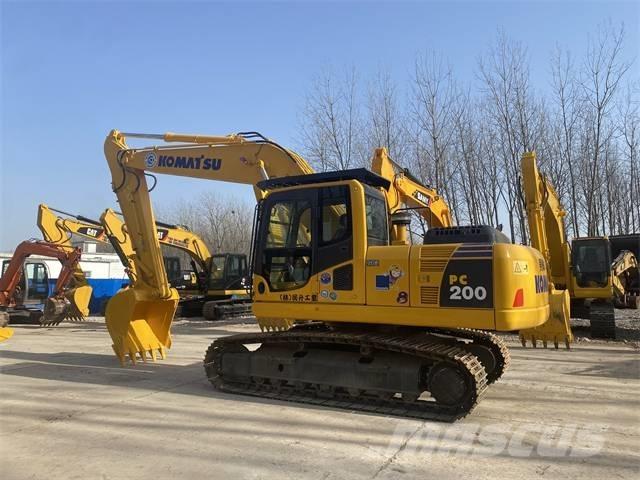 Komatsu PC 200-8N1 Beltegraver