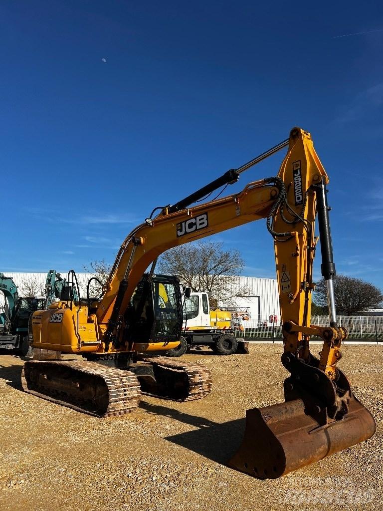 JCB JS 220 N LC Beltegraver