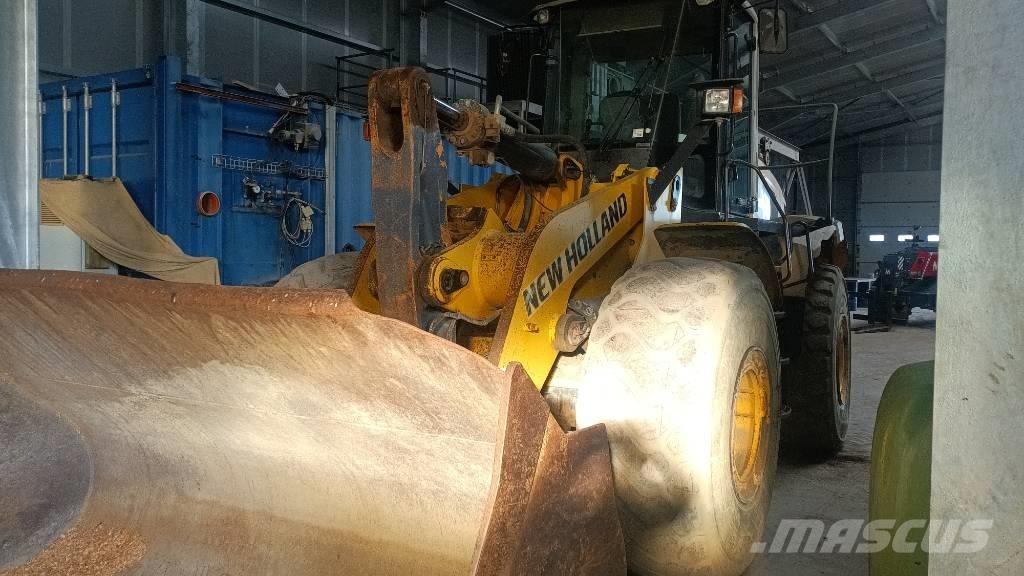 New Holland W 270 B Hjullastere