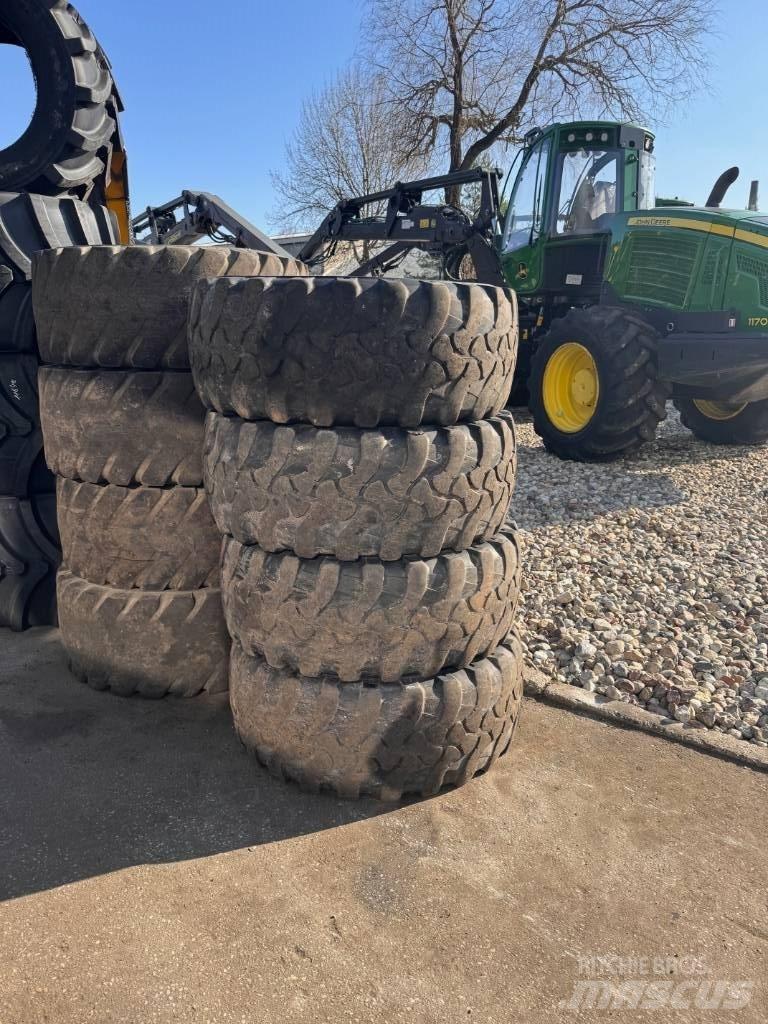 Trelleborg 460/70R24 Dekk, hjul og felger