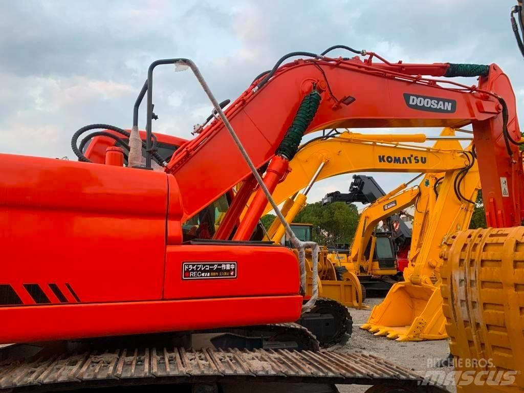 Doosan DX 225 LC Beltegraver