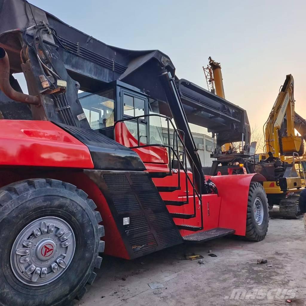 Sany SRSC 45 C30 Reachstackere