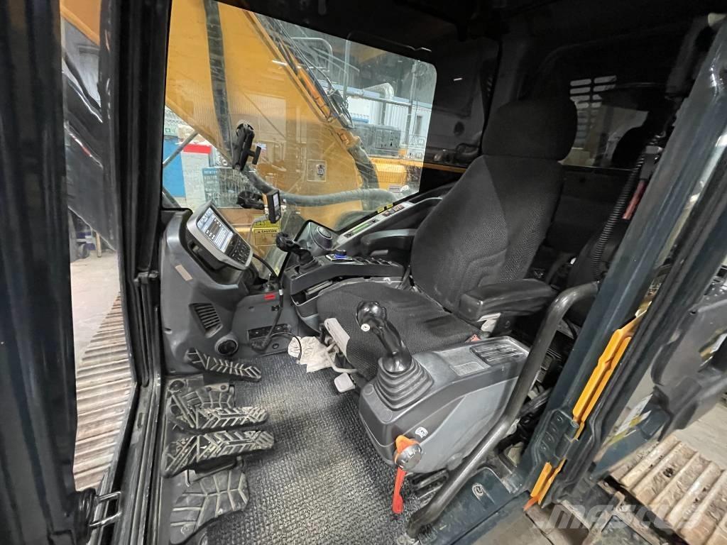 Hyundai HX 260 L Beltegraver