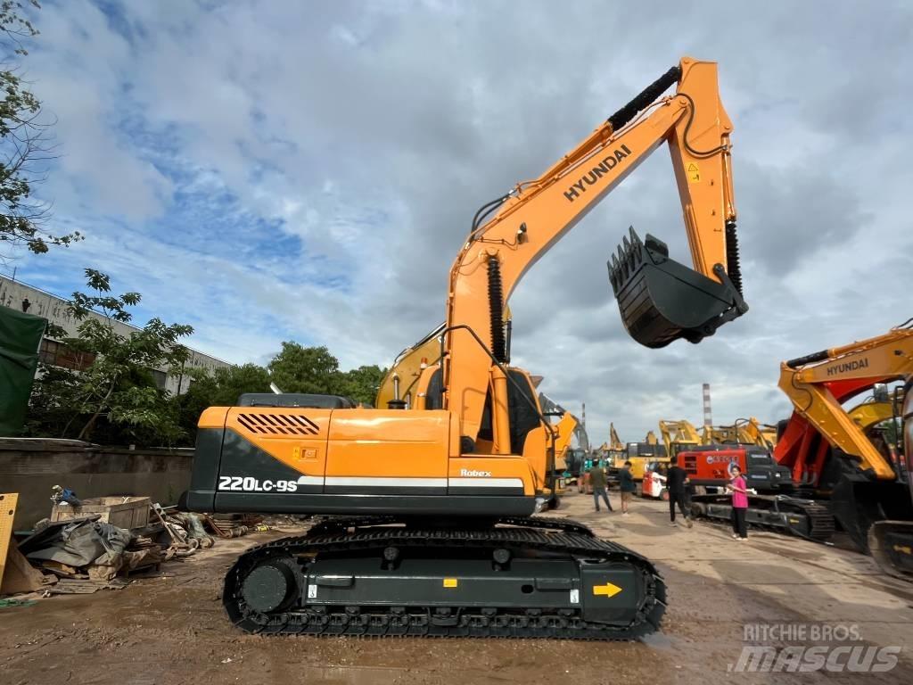 Hyundai 220LC-9S Beltegraver