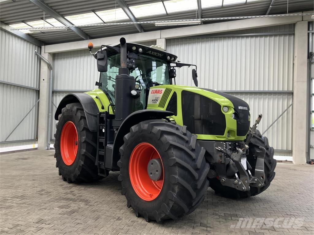 CLAAS Axion 930 Traktorer