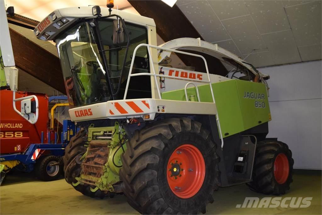 CLAAS Jaguar 850 Selvdrevne fôrhøstere