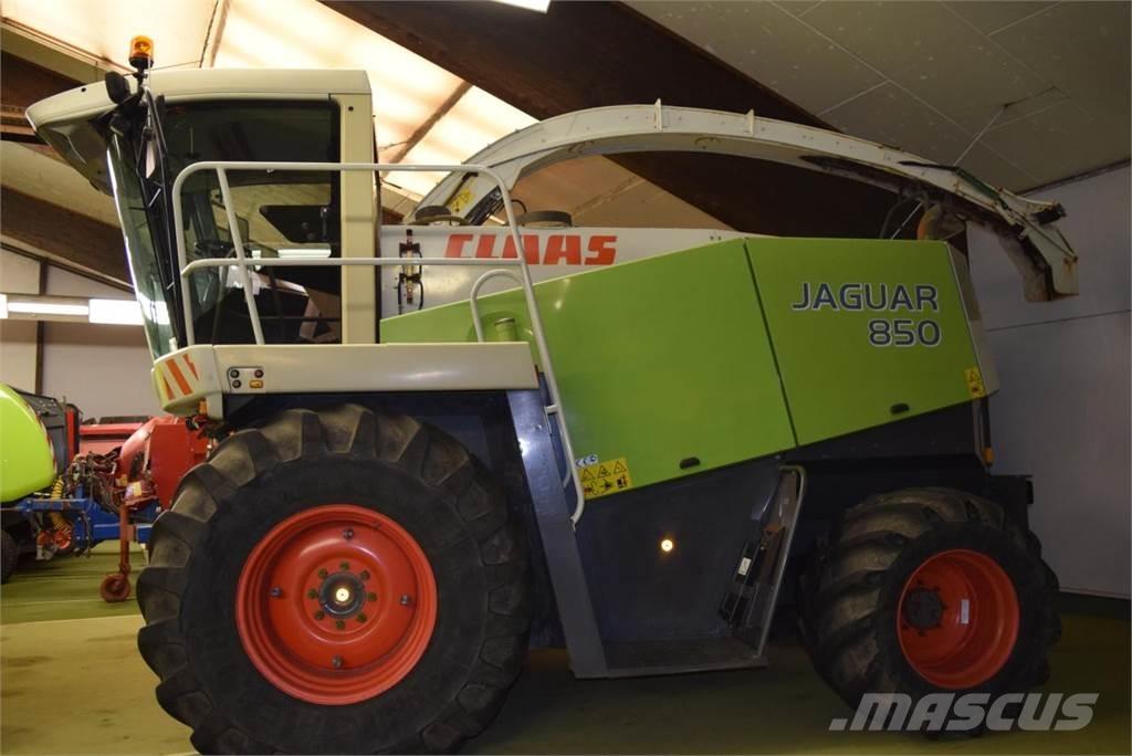 CLAAS Jaguar 850 Selvdrevne fôrhøstere