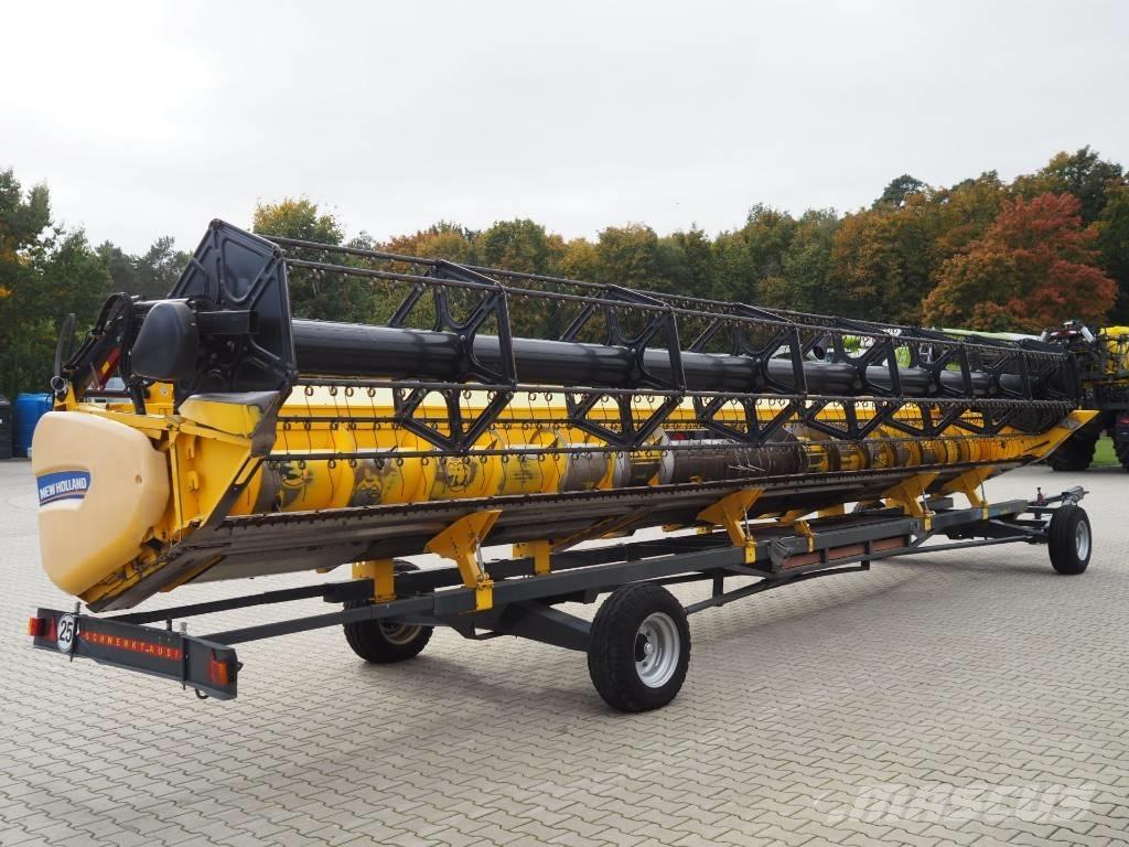 New Holland CR 9090 Skurtreskere