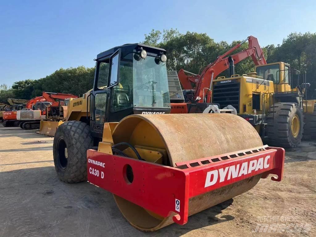 Dynapac CA 30 D Valsetog