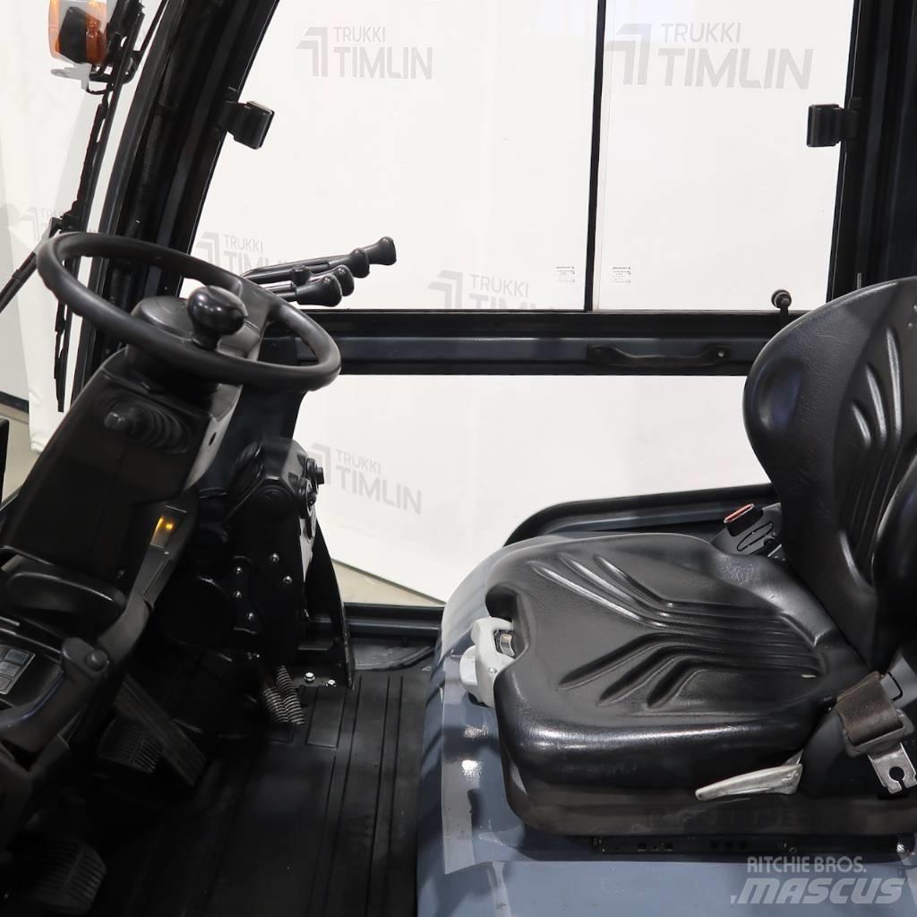 Toyota 40-8FD50N Diesel Trucker