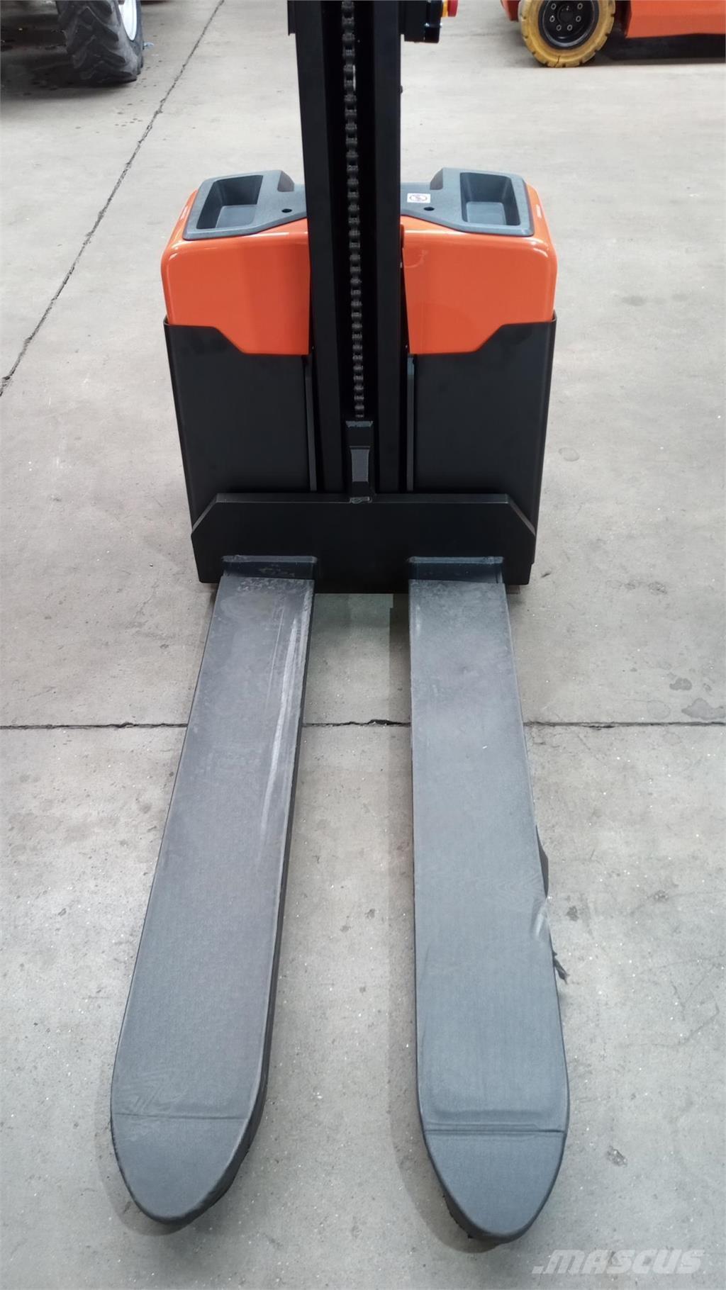 Toyota HWE100 Stablere