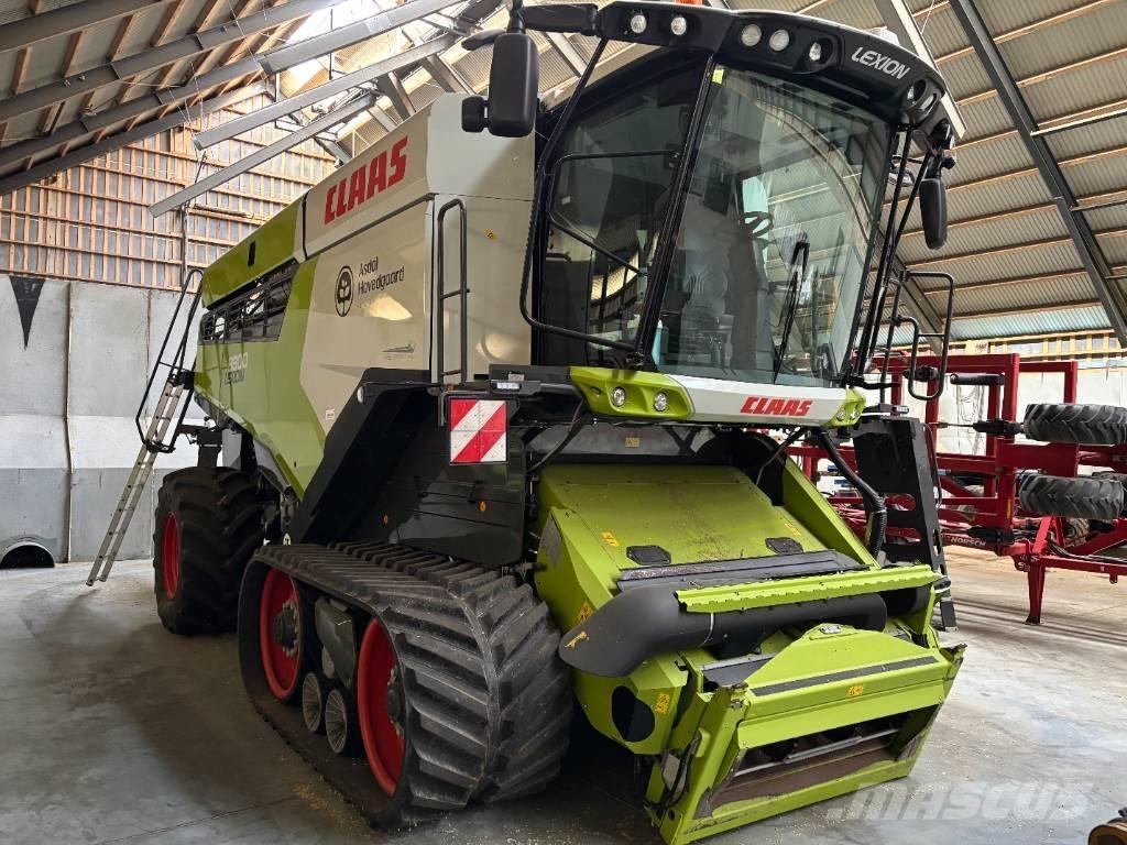 CLAAS LEXION 8800 TT Skurtreskere