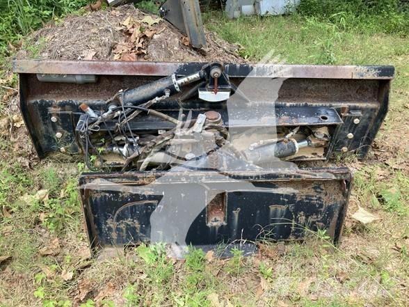 Bradco ATP84 Kniver