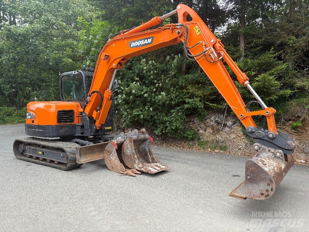 Doosan DX 85 R Midigravere 7 - 12t