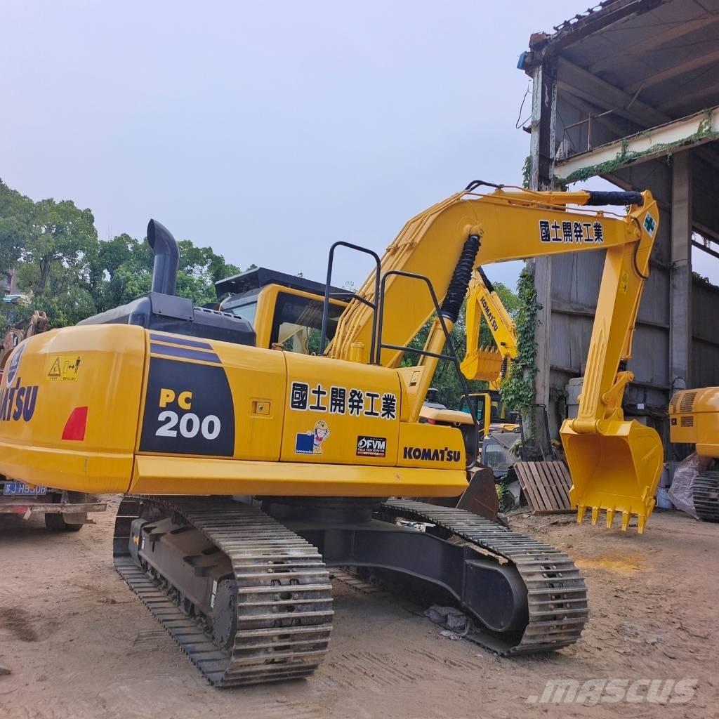 Komatsu PC 200 Beltegraver