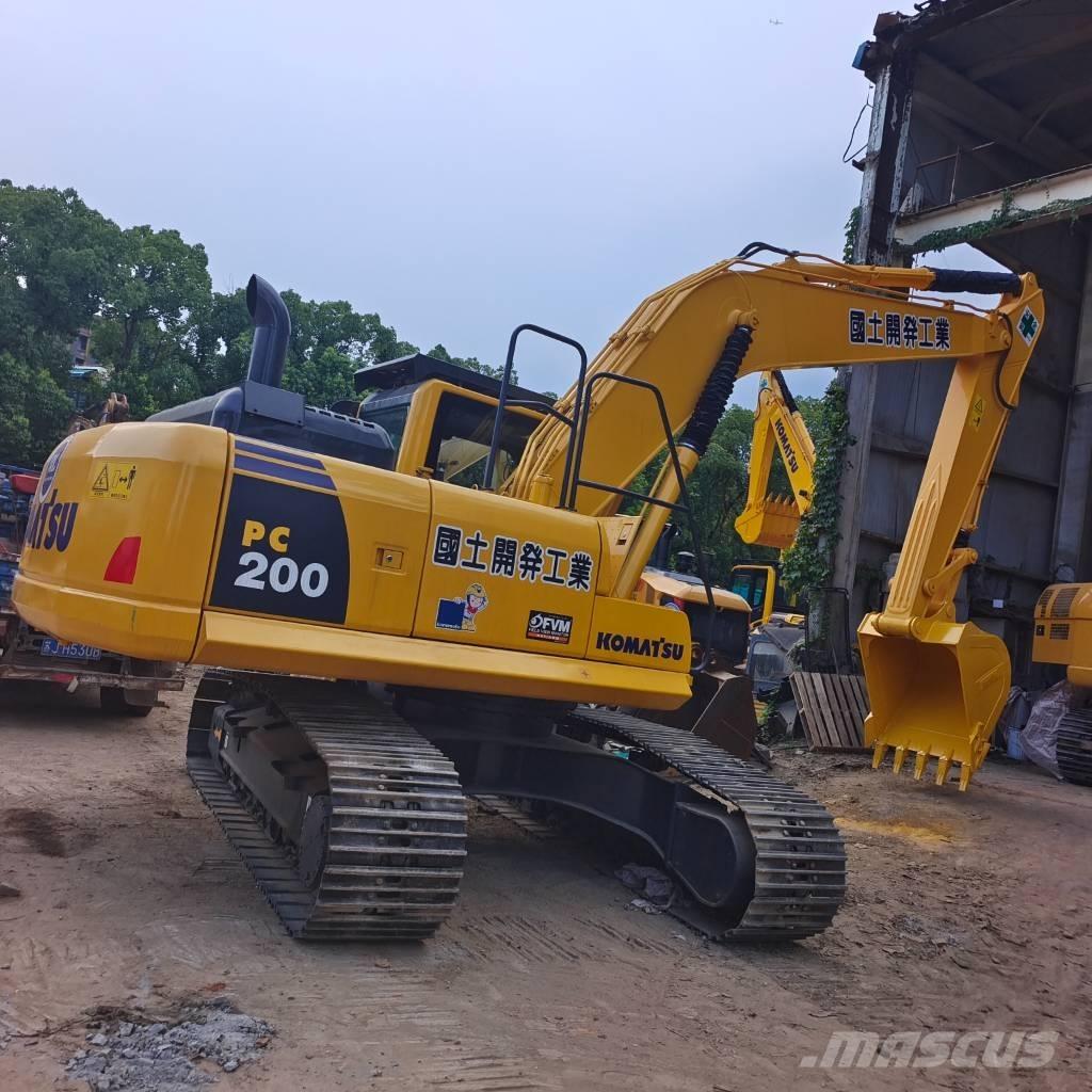 Komatsu PC 200 Beltegraver