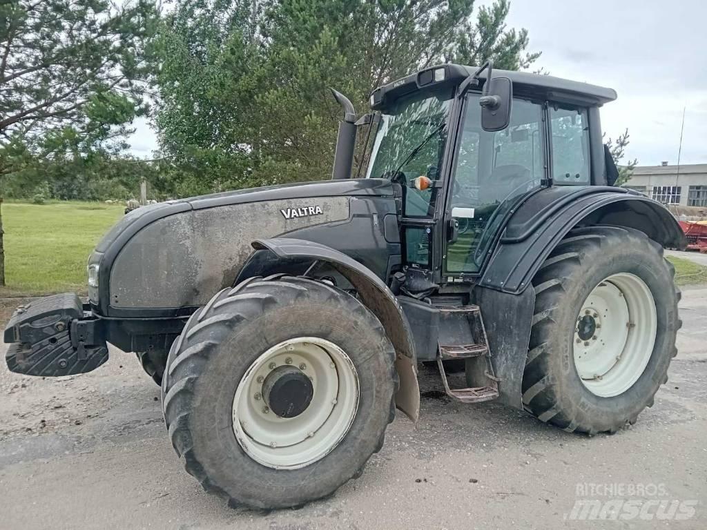Valtra T 171 Traktorer