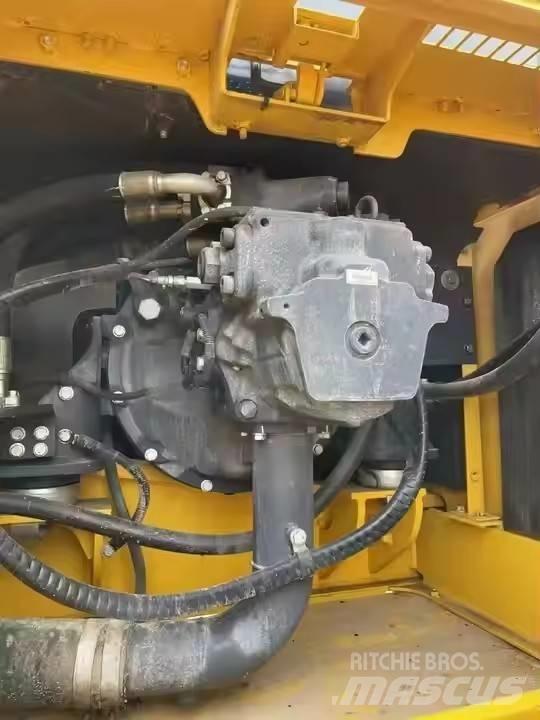Komatsu PC350 Beltegraver