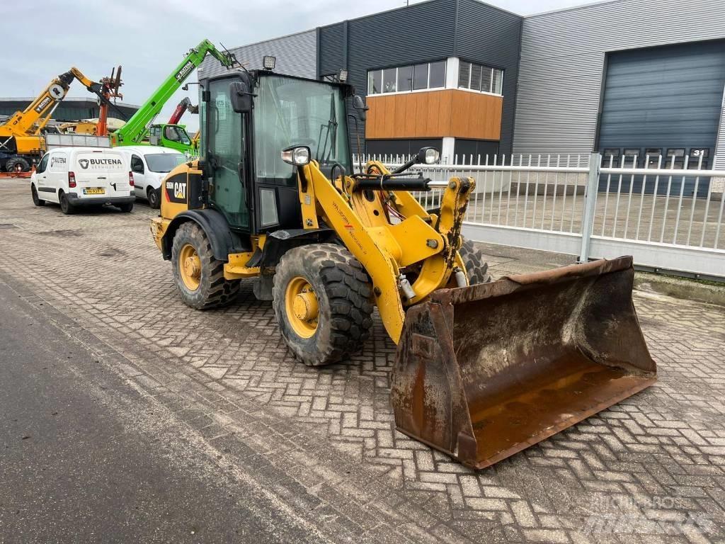 CAT 906 M Hjullastere