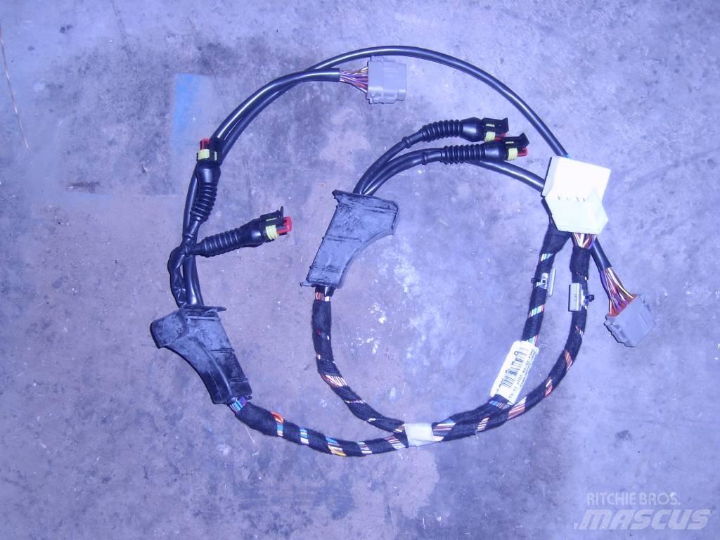 Deutz-Fahr same Lys - Elektronikk