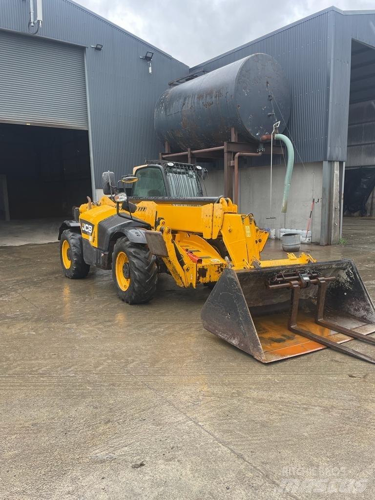 JCB 535 V 140 Teleskoplastere