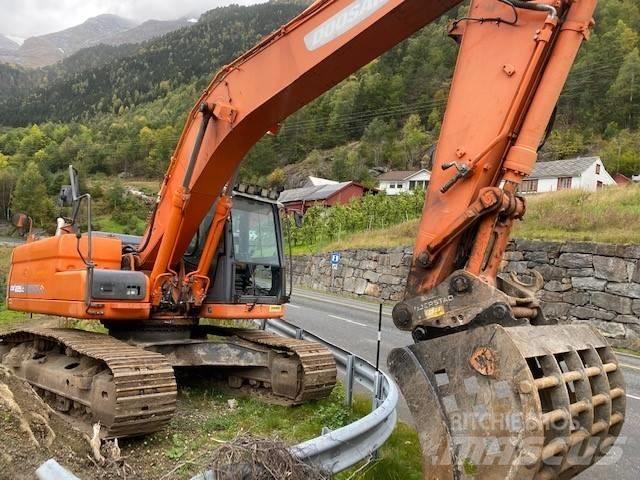 Doosan DX 225 LC-3 Beltegraver