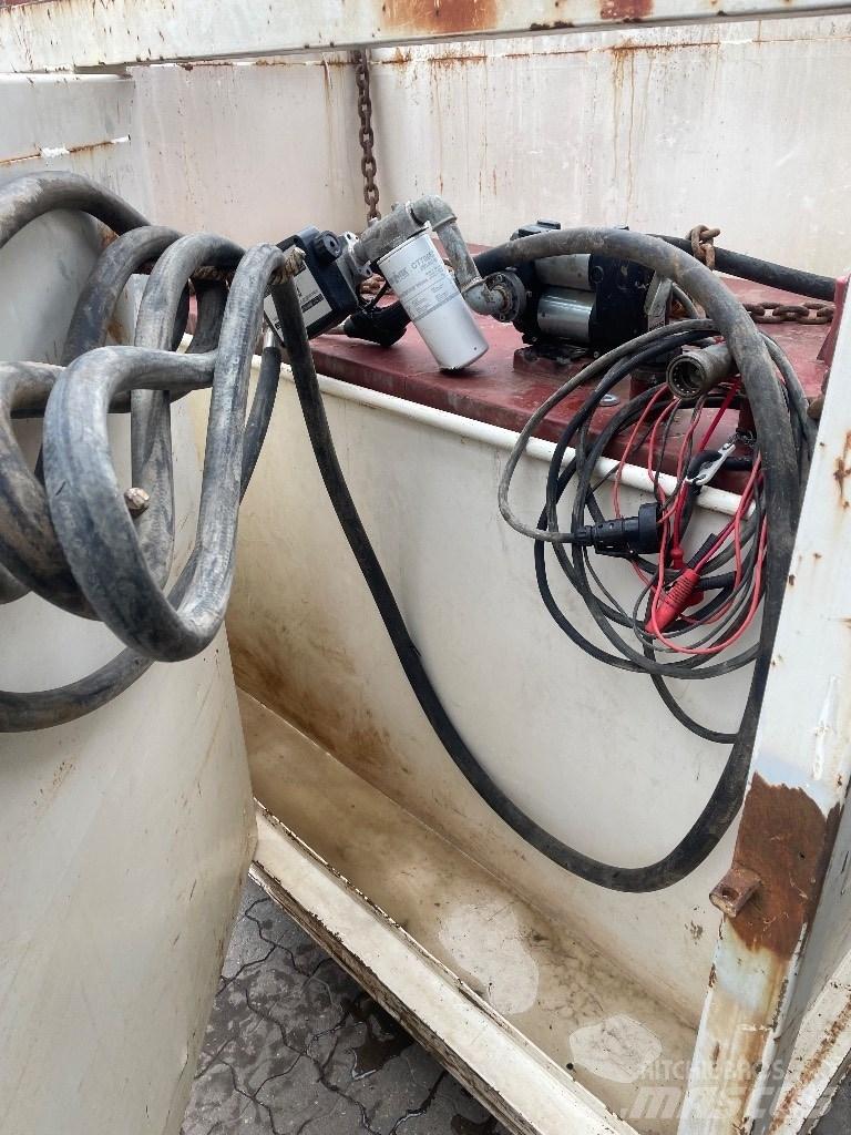  Roug 2000 L Tank Anlegg - Annet