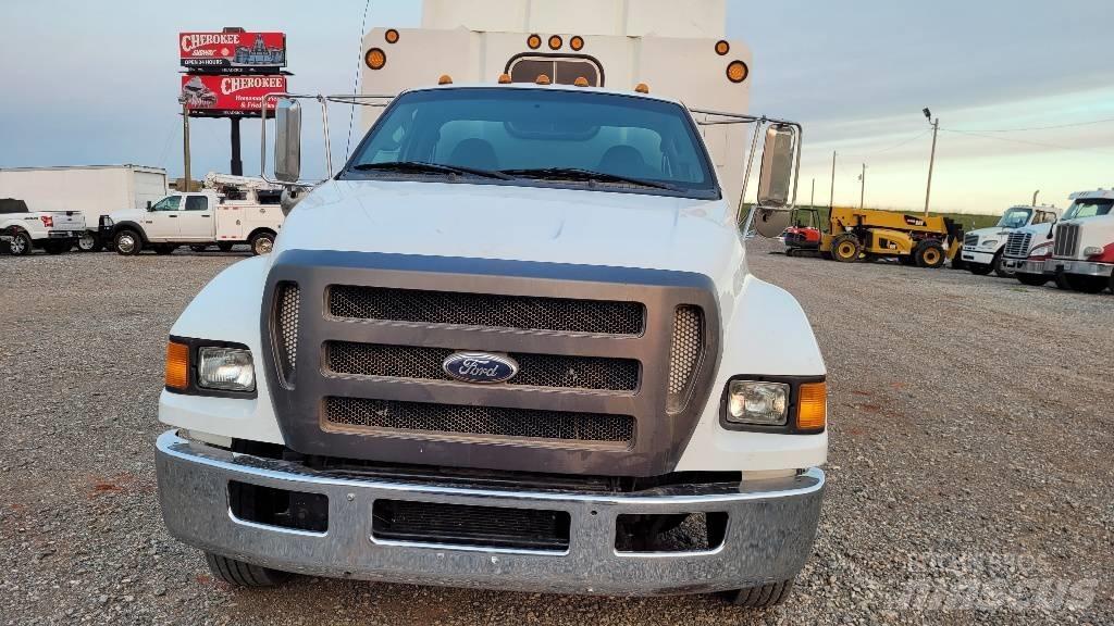 Ford F 650 SD Flisbiler