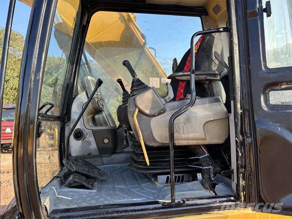 CAT 320 D Beltegraver