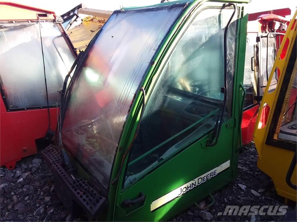 John Deere 1070d Førerhus og Interiør