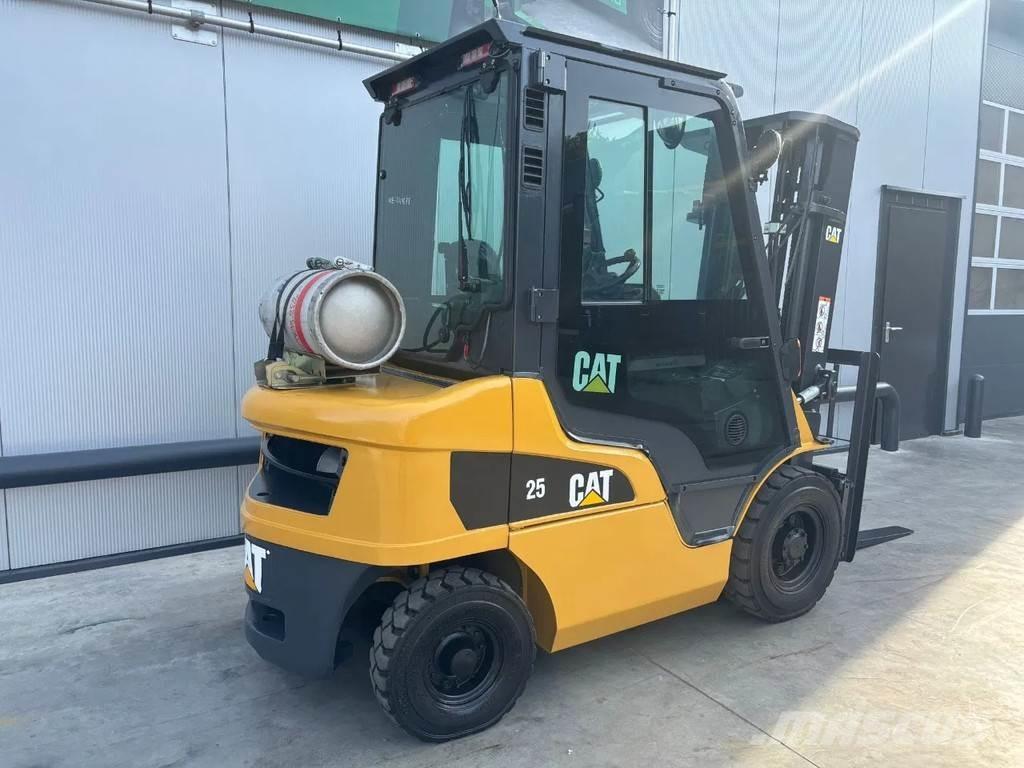 CAT GP25N Heftruck Propan trucker