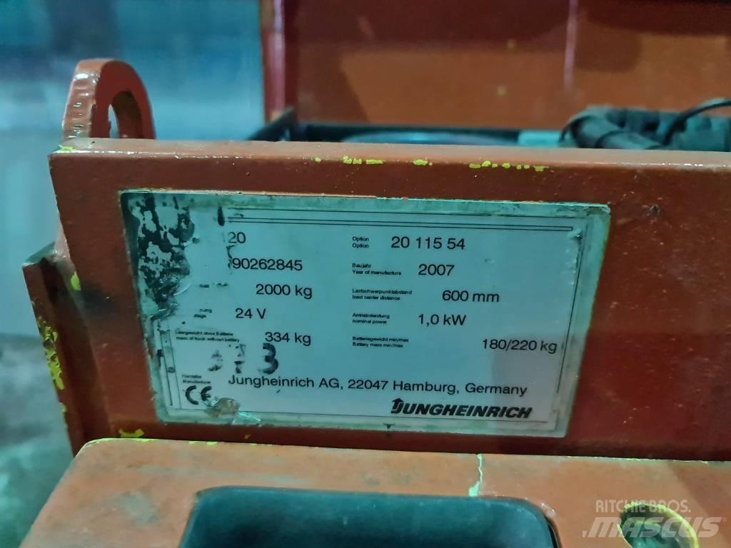 Jungheinrich EJE120 Lavtløftende truck