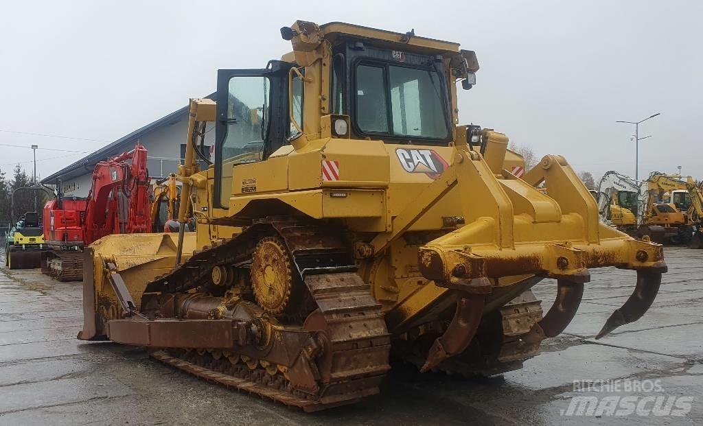 CAT D 6 T XL Dozere Beltegående