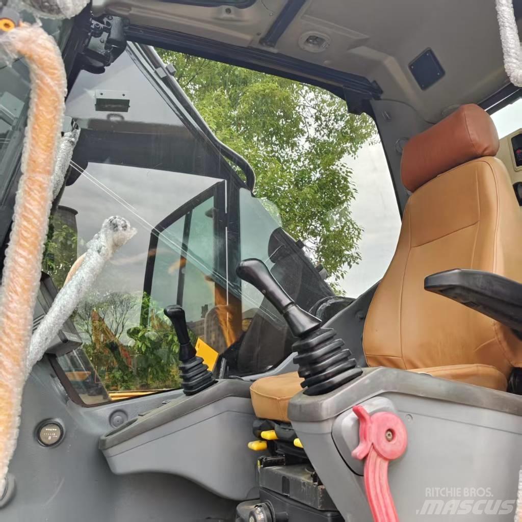 Volvo EC 380 Beltegraver