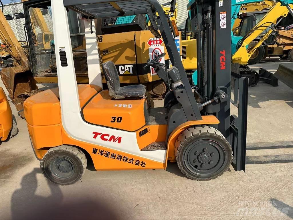 TCM FD30T6 Diesel Trucker