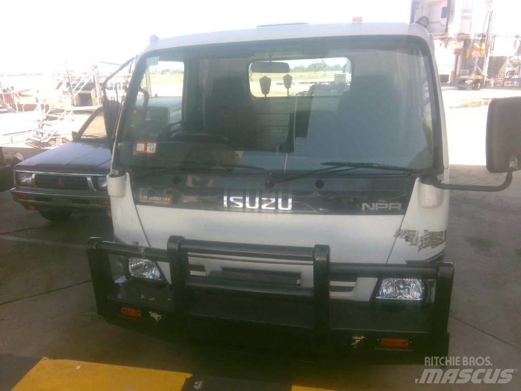 Isuzu NPR Tankbiler
