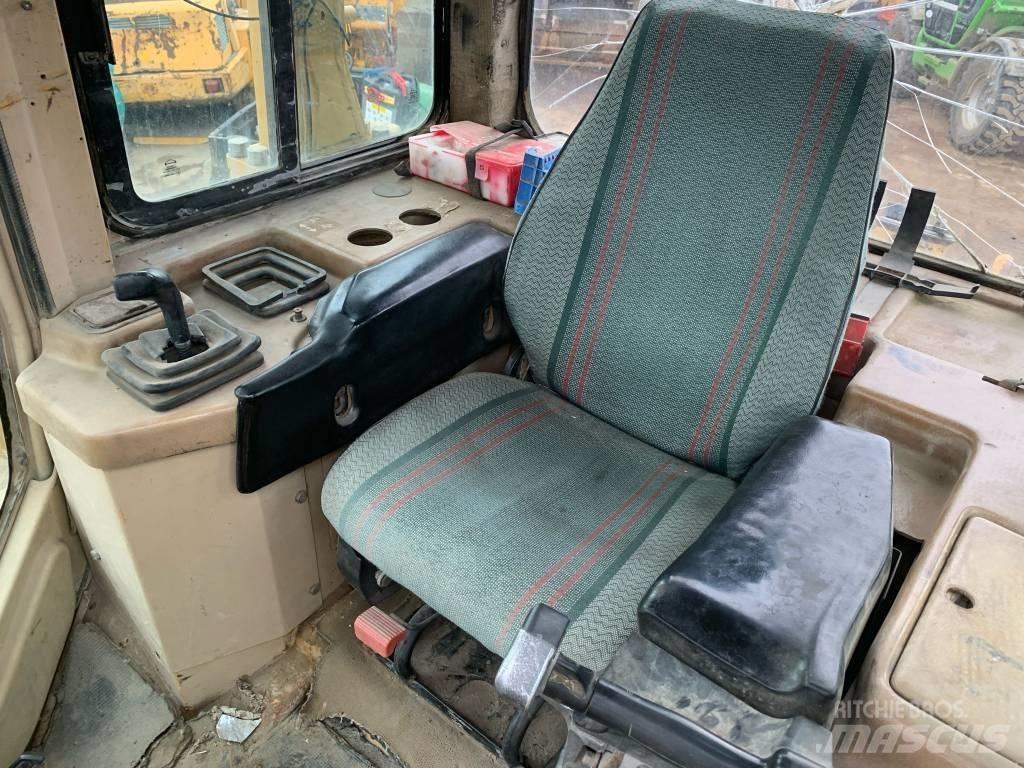 CAT D 6 M XL Dozere Beltegående