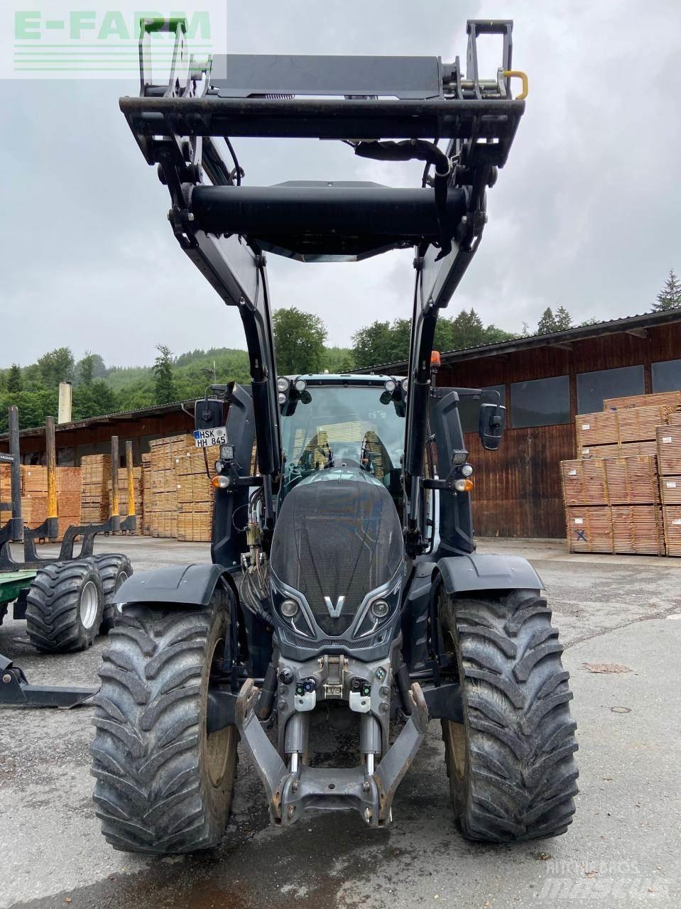 Valtra T254S Traktorer