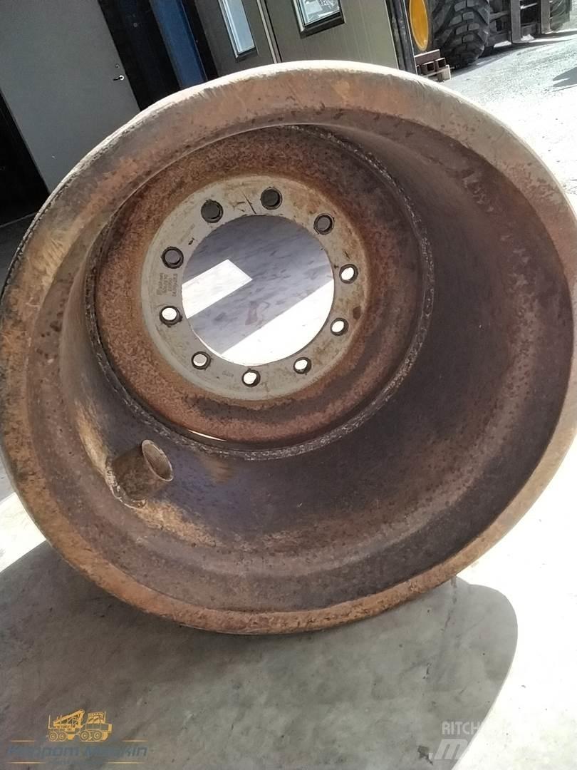 Valmet 890 24x26,5 Dekk, hjul og felger