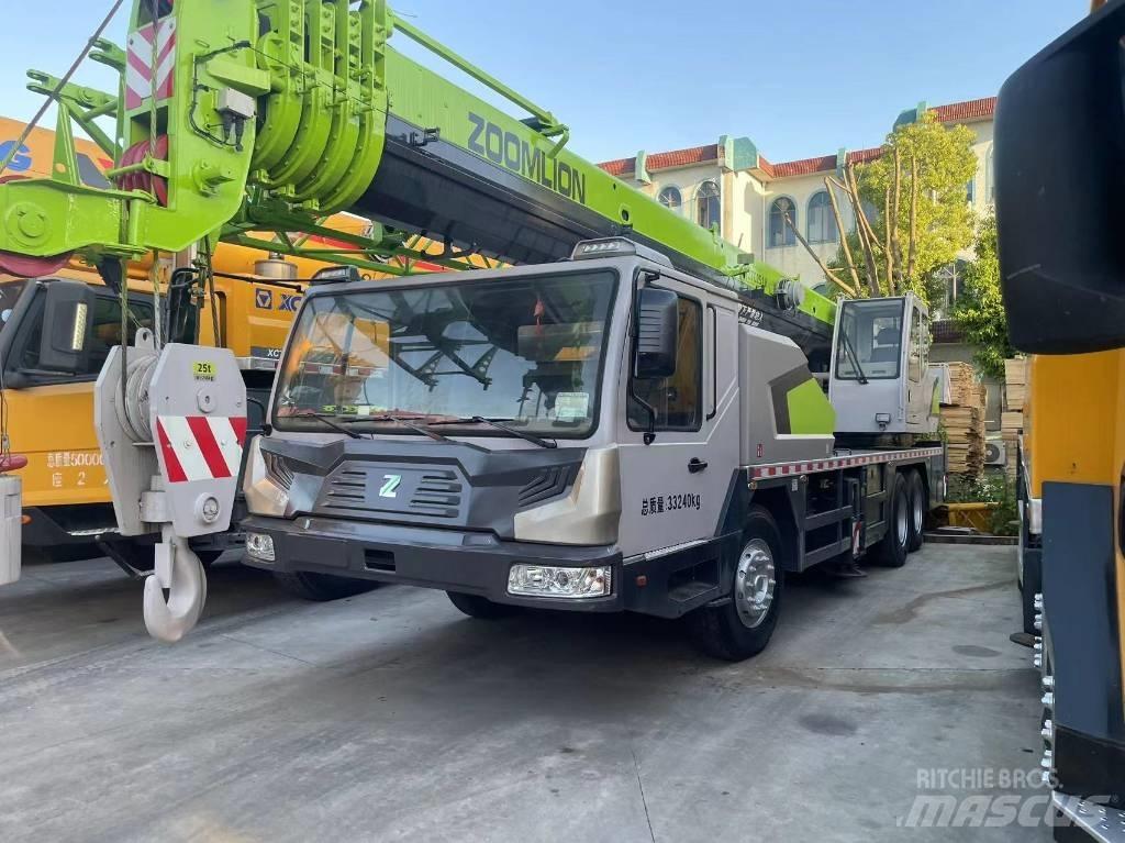 Zoomlion ZTC 251 V Allterreng kraner